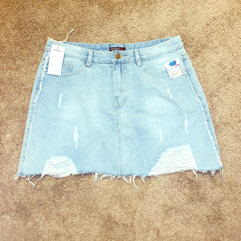 Vivid brand mini skirt